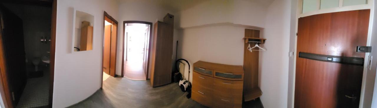 Ludwigsturm Appartement In Straubing Exterior foto